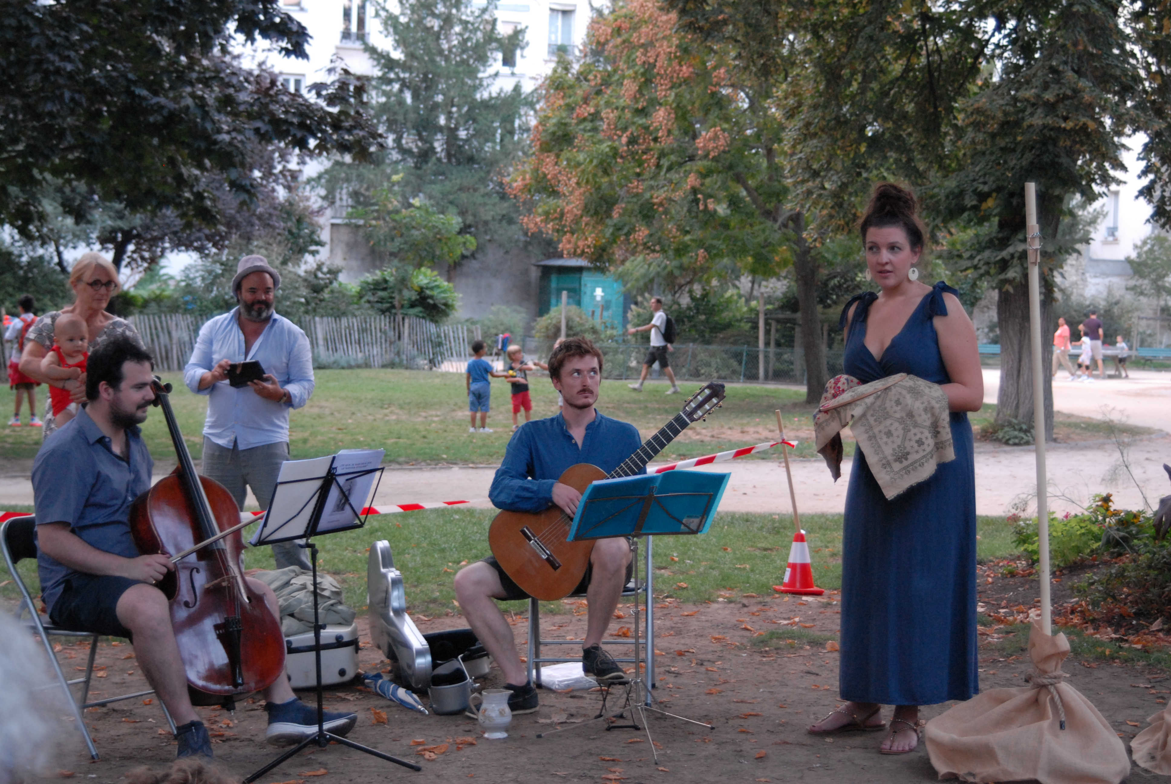 photo
      Pénélope et instrumentistes